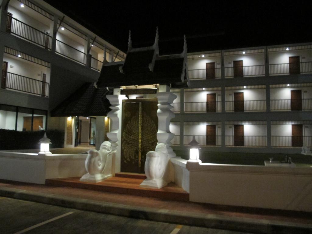 Sabai Hotel At Чіангсен Екстер'єр фото